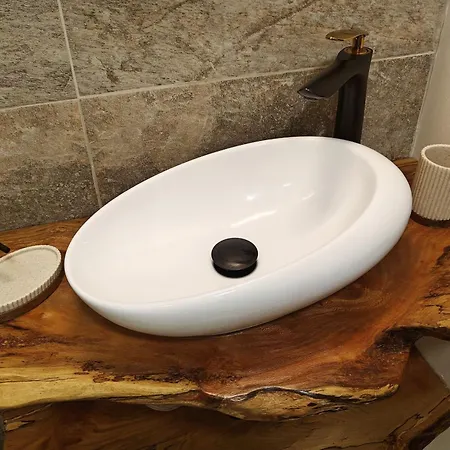 Casca De Noz - Modern Rustic Getaway *