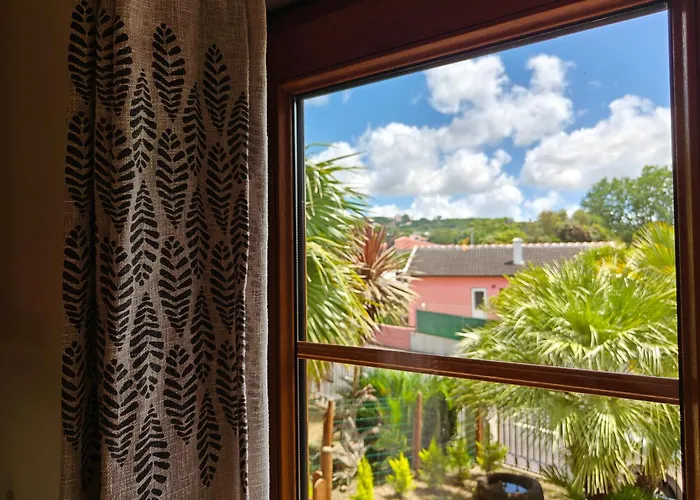 Casca De Noz - Modern Rustic Getaway